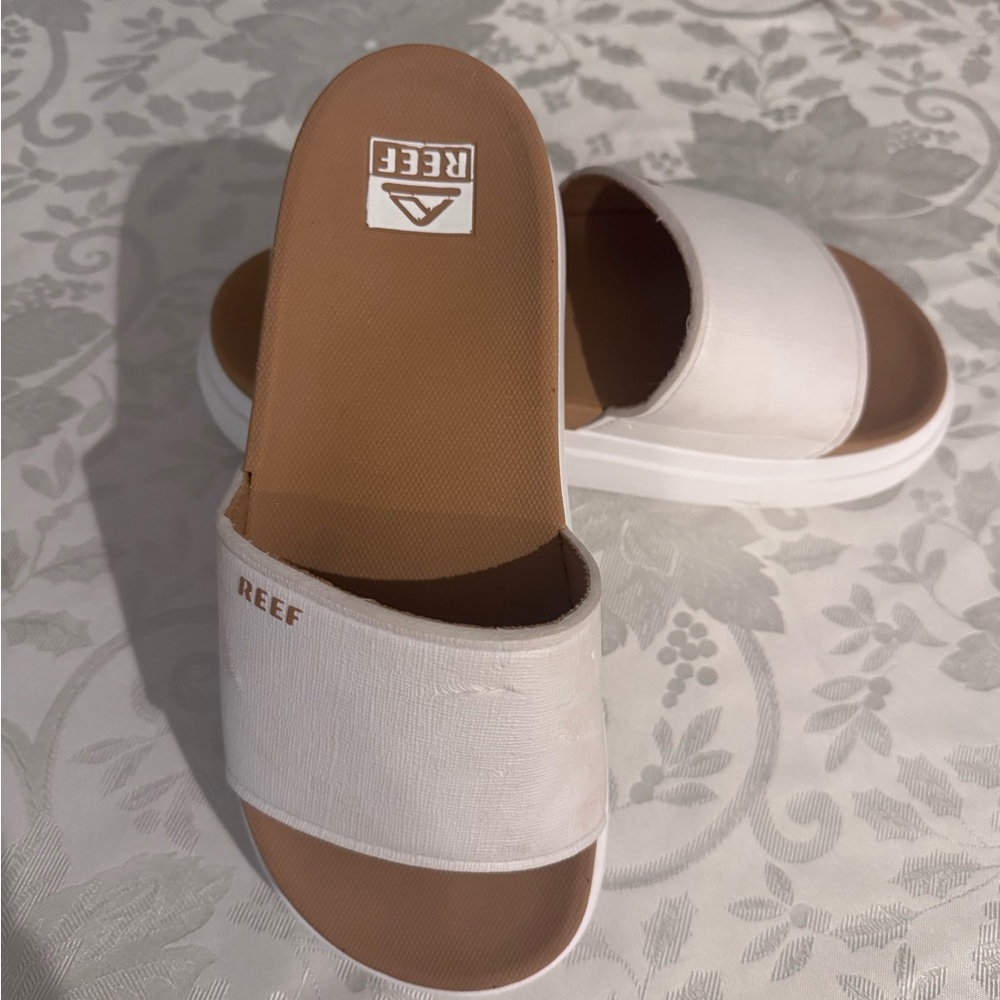 Reef Women's Cream and Brown Slide Sandals